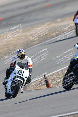 media/Feb-05-2023-Classic Track Day (Sun) [[c35aca4a42]]/Group 2/session 4 turn 4/